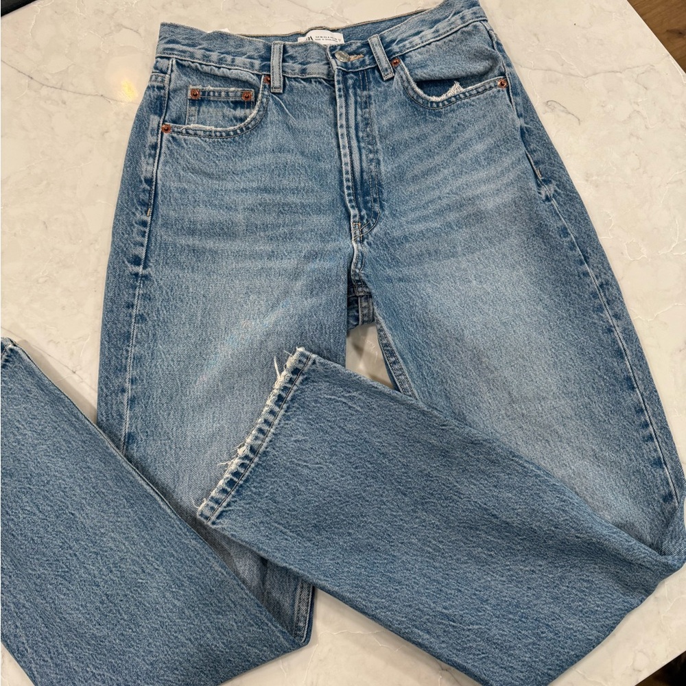 Zara Light Blue Women's Straight-Leg Jeans